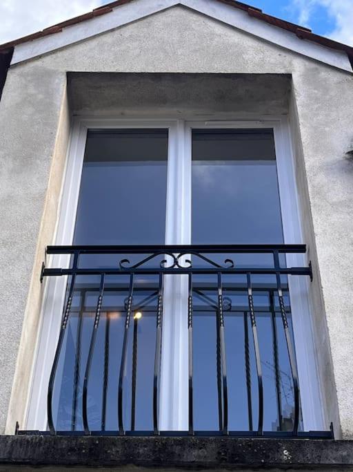 Studio Duplex Hypercentre Au Calme Avec Parking Fontainebleau Exterior foto